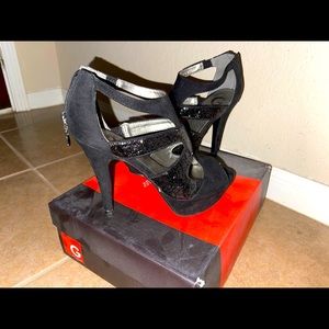 G by Guess NEOLA Black heels